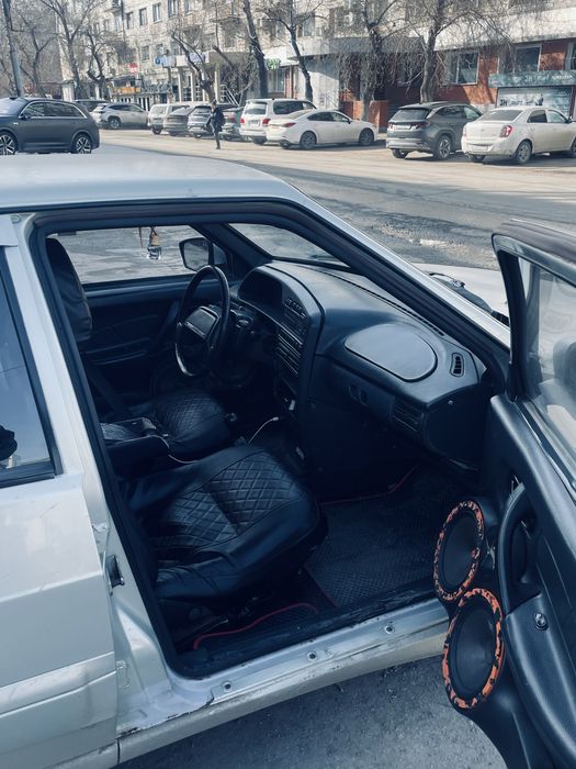 Ваз 2114.        .