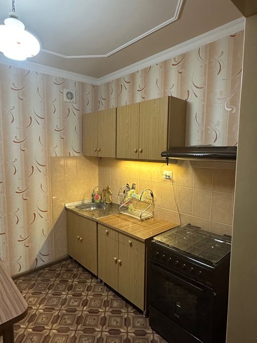 Качественный кухонный гарнитур ручного изготовления