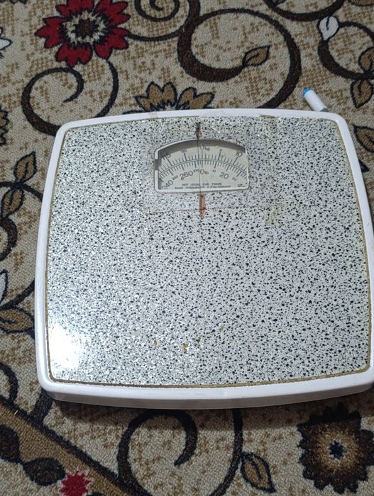 Напольные механические весы