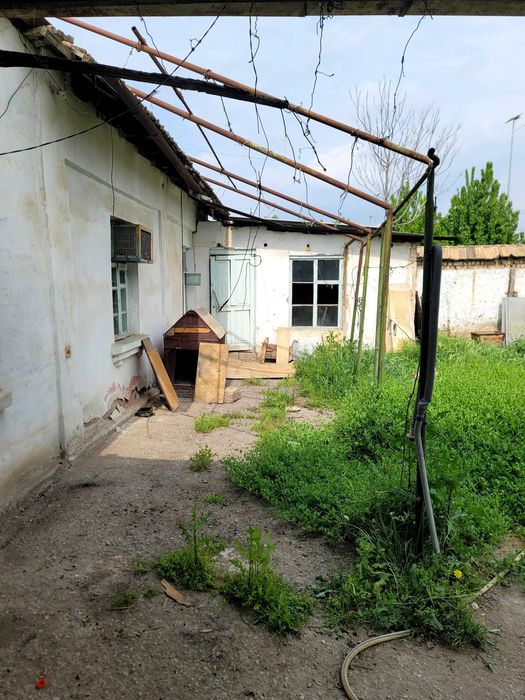 продаеться участок район кирпичный дассаф