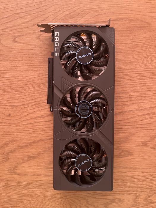 Gigabyte RTX 4060 EAGLE OC 8gb