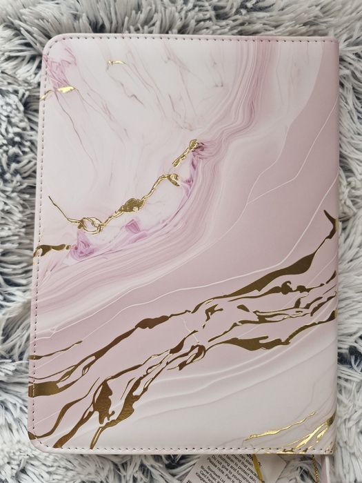 Нов луксозен сет - Папка с цип и тетрадка