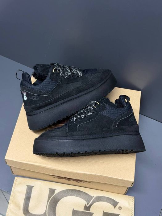 Ugg-uri diferite modele