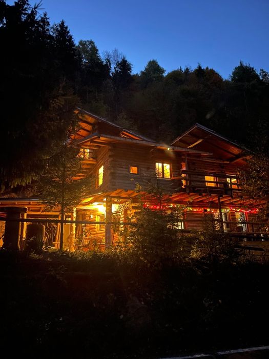 Cabana de inchiriat 28pers cu jacuzzi inclus