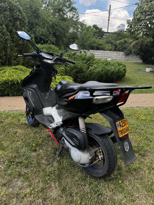 Aprilia sr 50 49cc