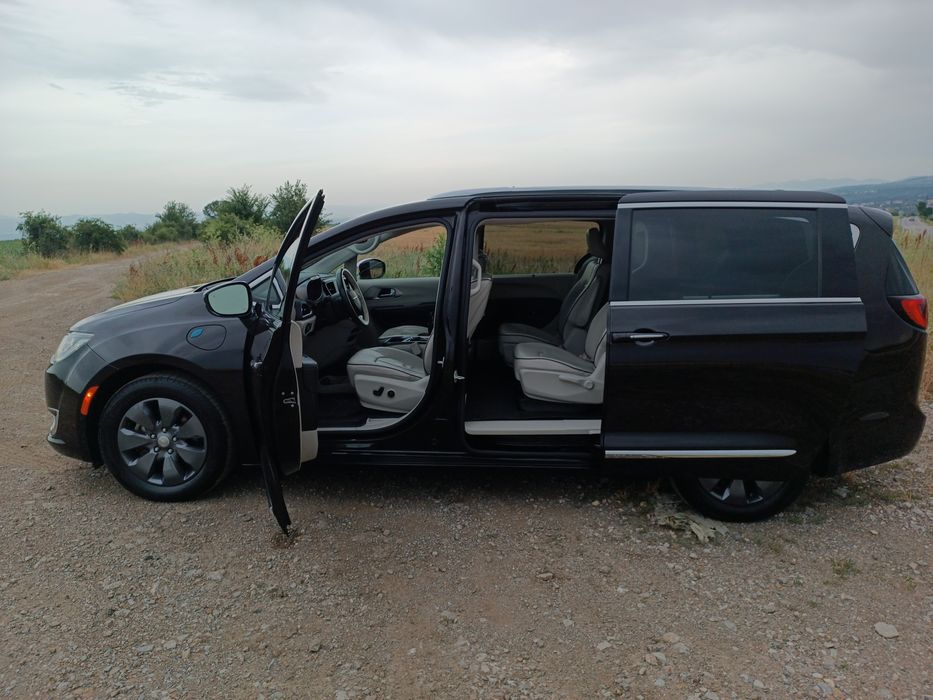 Chrysler Pacifica hybrid Limited