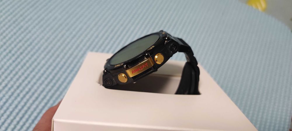 Amazfit T-Rex2 в добро състояние