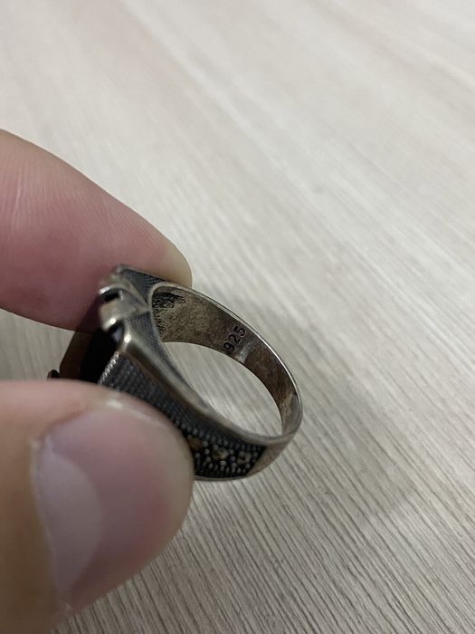 Продам перстень новую серебро 925