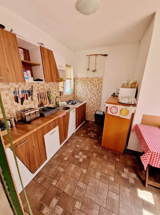 Casa  2 Mai pentru închiriat la muncitori