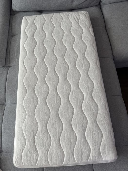 Детски/ бебешки двулицев матрак с кокос