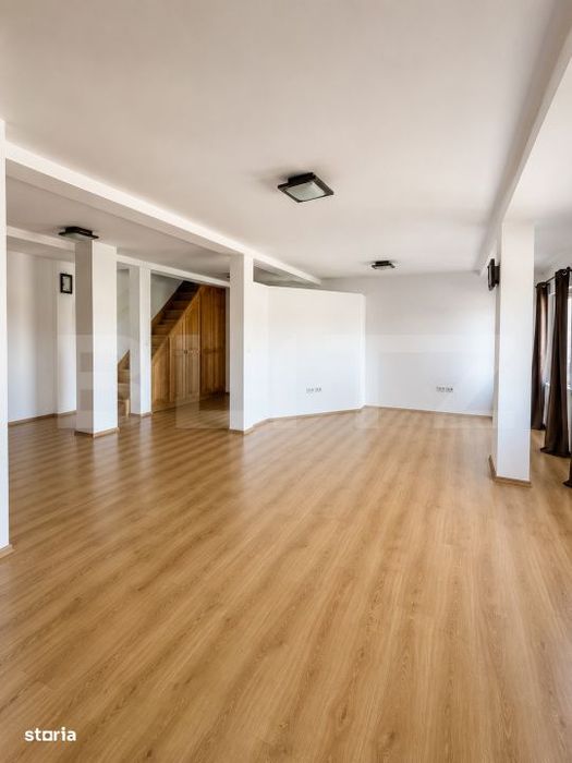 Apartament 4 camere , 143 mp, zona Mihai Eminescu — fotografia 1