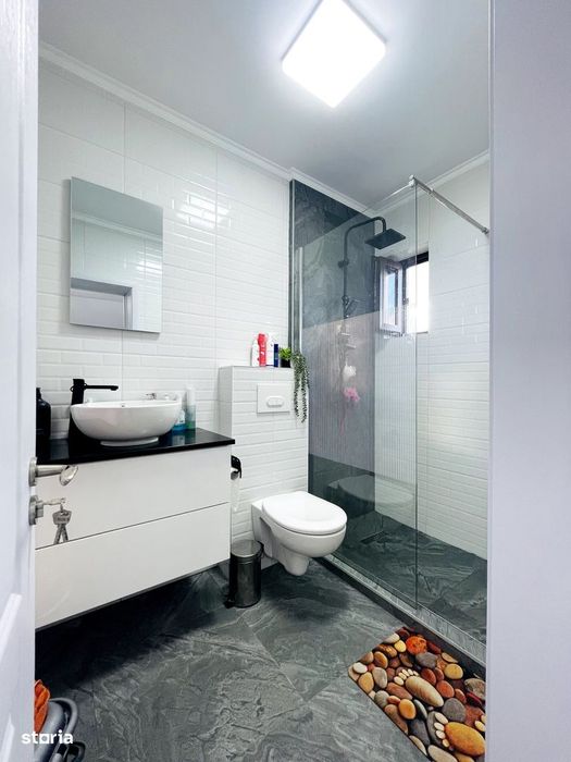 Casă de vânzare – 6 camere P+M, Haieu