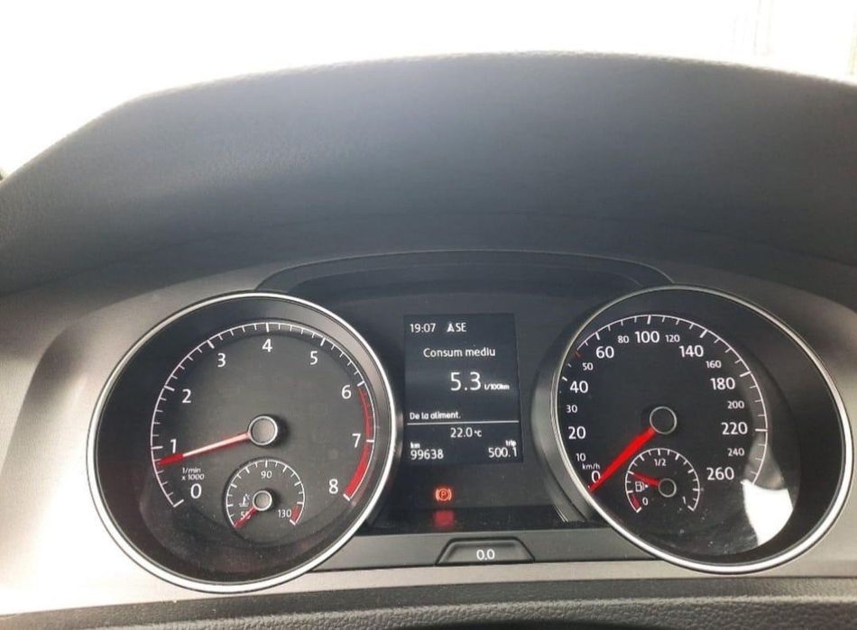 Volkswagen Golf 7 Lounge 2016 cu Webasto 1.2 TSI 110CP