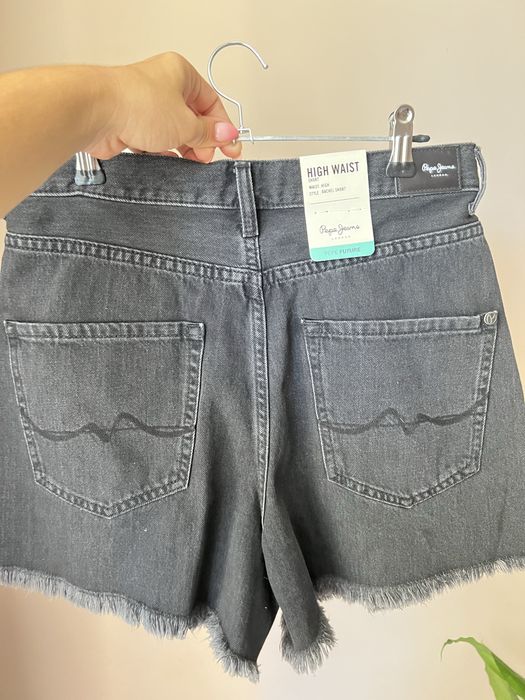 Дамски къси дънки на Pepe jeans Нови!