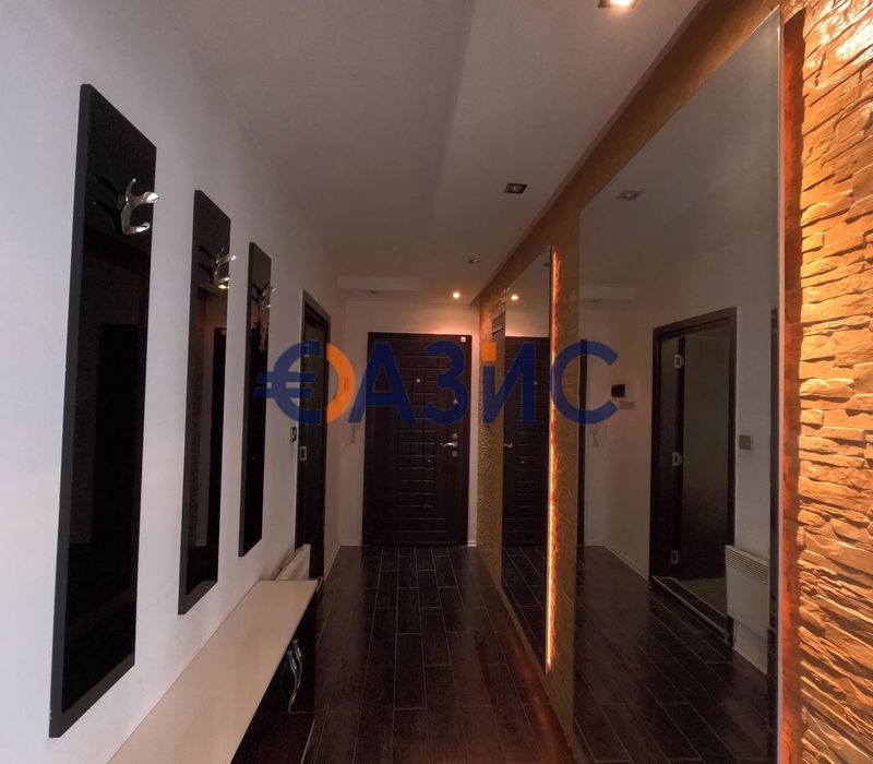 Продава се Тристаен апартамент в Несебър - 120 кв.м за 1459 €/кв.м - Снимка #8