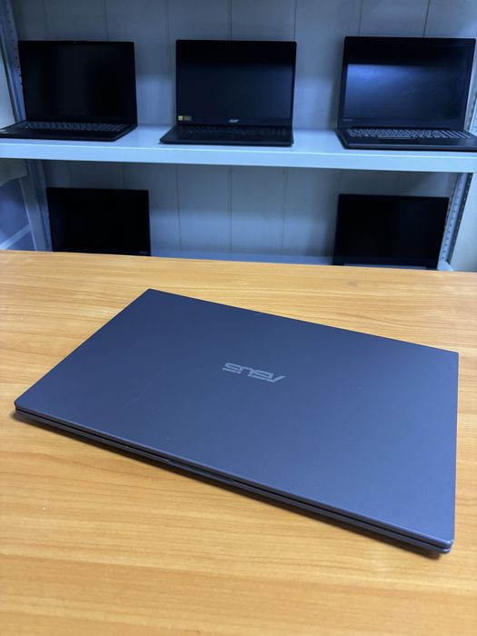 Ноутбук ASUS X515E