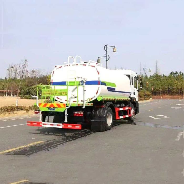 Dongfeng 4x2 Vodovoz 12 tonna  Yangi 2026