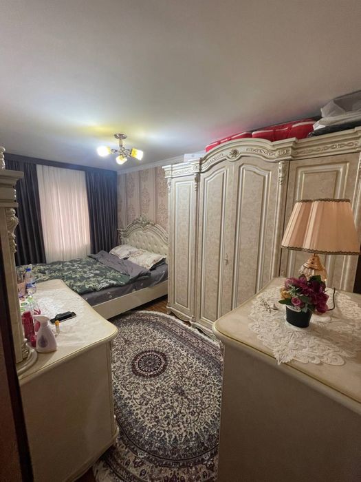 Продается квартира 4 комнатня