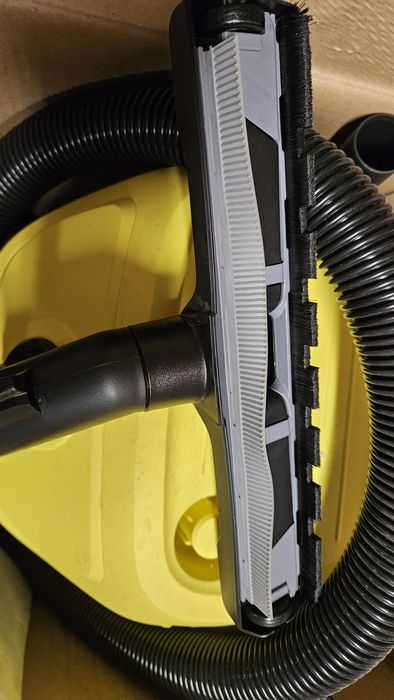 Прахосмукачка Karcher WD 3