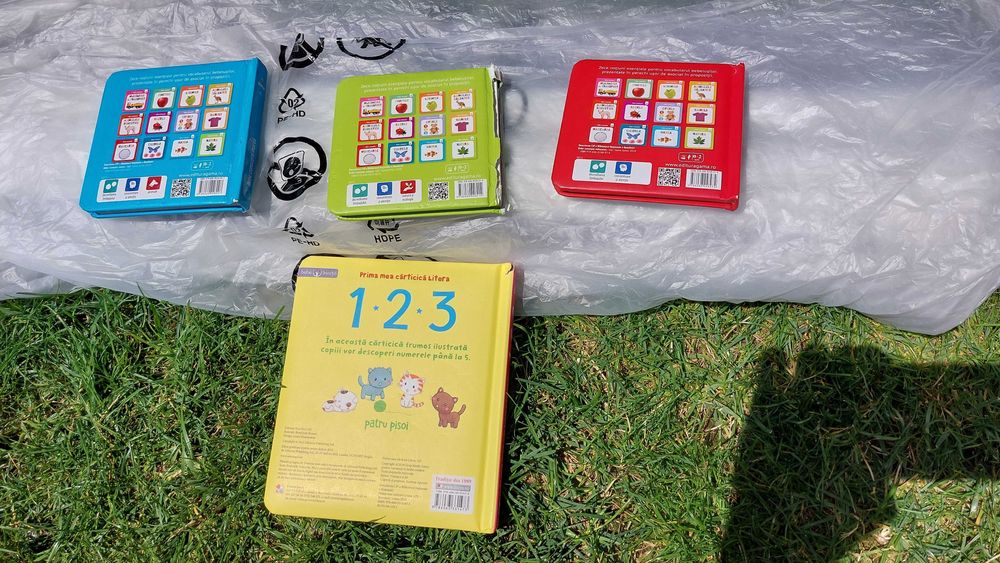 carti copii + Jucarii copii avion cu sunete sau masinuta tir