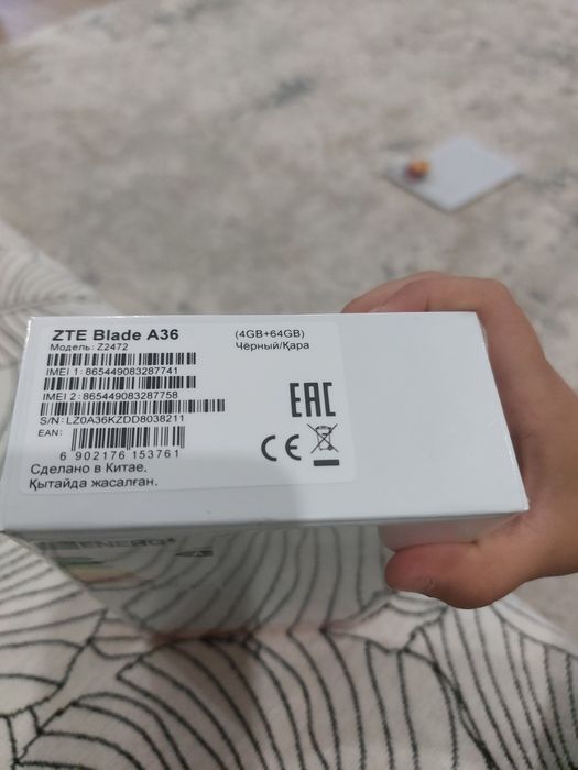 Продам телефон новый.