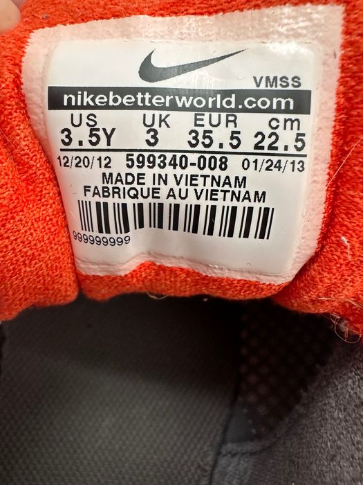 Маратонки Nike р.35