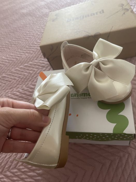 Pantofi fetite cu funda