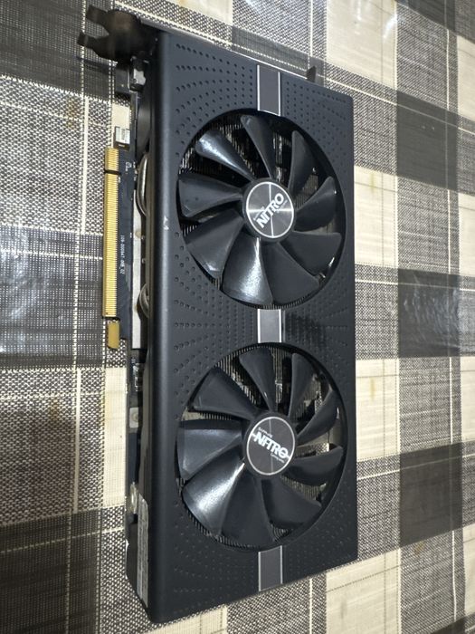 Видео Карта Saphire Nitro Rx 570 4Gb