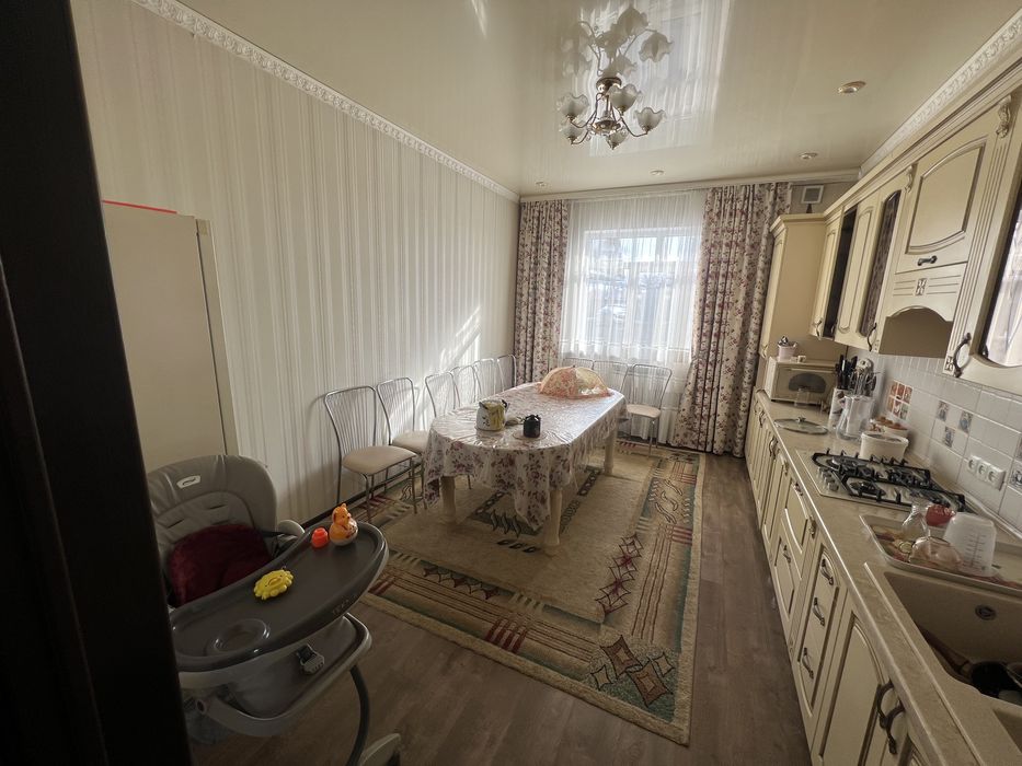 Продам большой частный дом