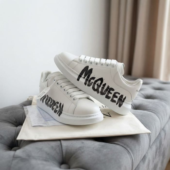 Adidasi Alexander Mcqueen Alb Graffiti