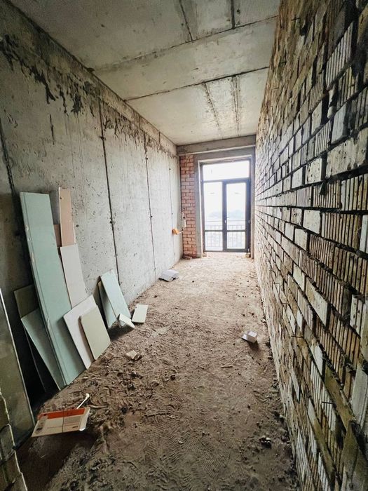 Ipoteka asosida Karobka xoldagi 1 xonali uy sotiladi