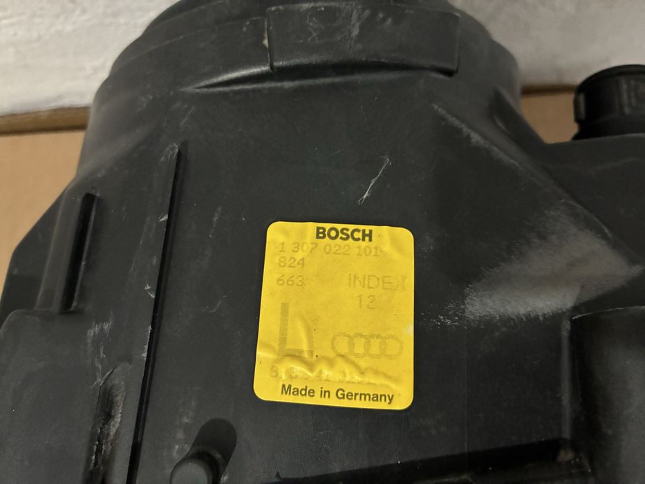 Продам фары Audi 80 B4.