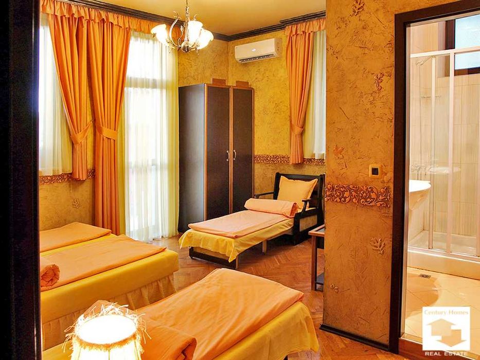 Продава се Къща в Велико Търново, Център - 223 кв.м за 1494 €/кв.м - Снимка #19