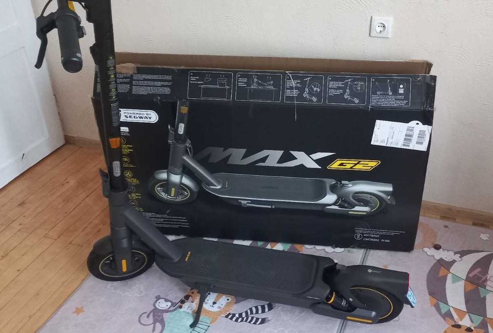 Електрическа тротинетка Segway Ninebot KickScooter MAX G2 E