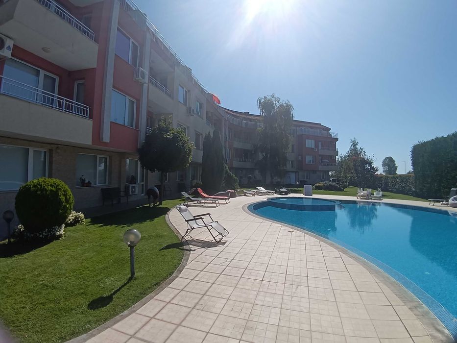 Дава се под наем Двустаен апартамент в Варна, Галата - 45 кв.м за 408 € - Снимка #3