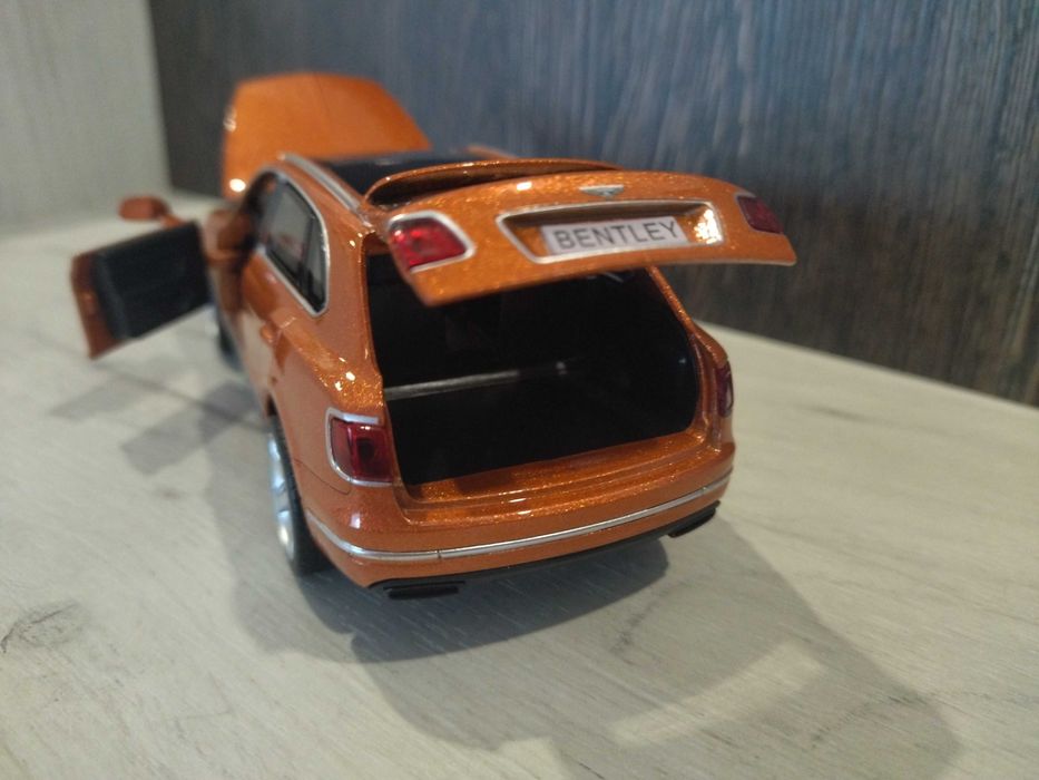 Метална количка Bentley Bentayga !!!