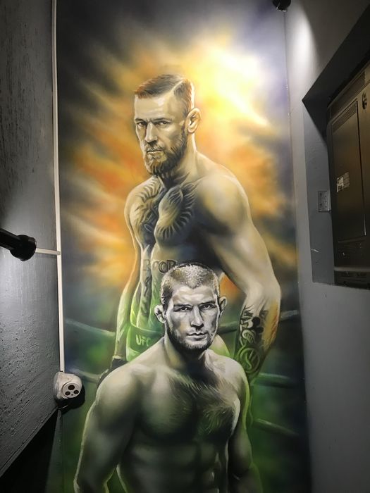 Роспись стен, Сурет салу, брендинг