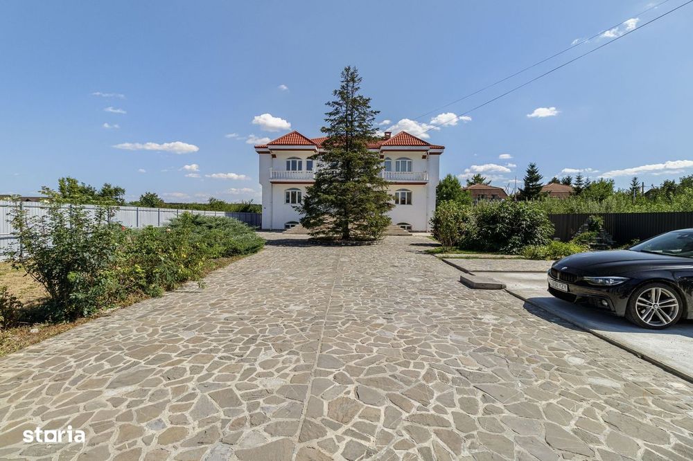 Domeniu privat 5.000 mp, cu reședință de 625 mp și piscină, Corbeanca