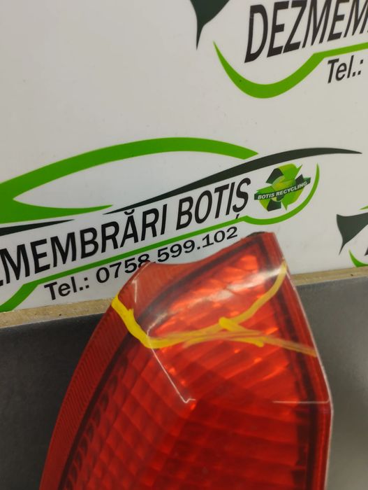Lampa / Tripla stop stanga pe aripa 2S61-13N004 DEFECT Ford Fiesta