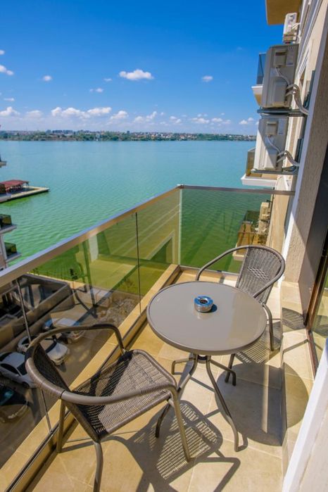 PROPRIETAR - Mamaia central Solid Recidence
