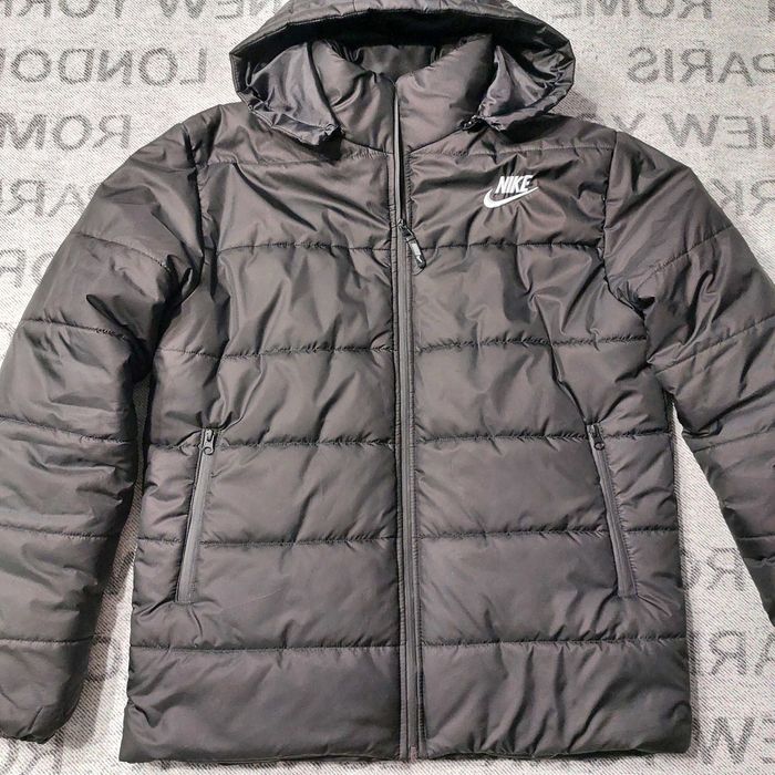 Мъжко зимно яке NIKE