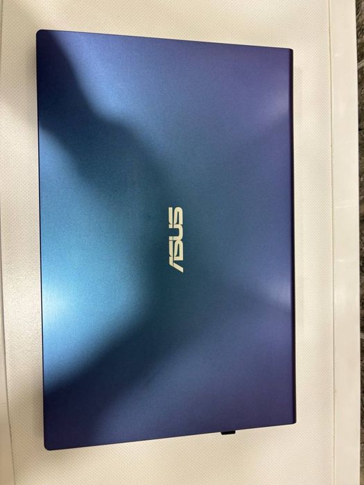 Ноутбук Asus X515E