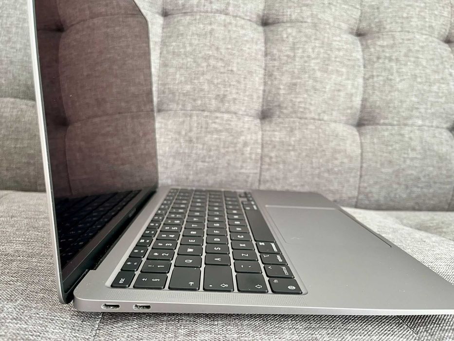 MacBook Air 13 2020 M1 8GB RAM 256GB SSD 94% baterie
