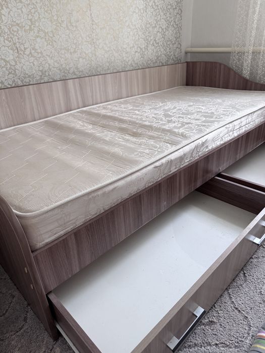 Кровать 200*90 с ящиками