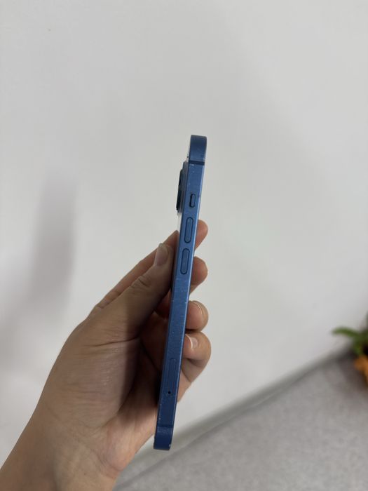 Продается iphone 13