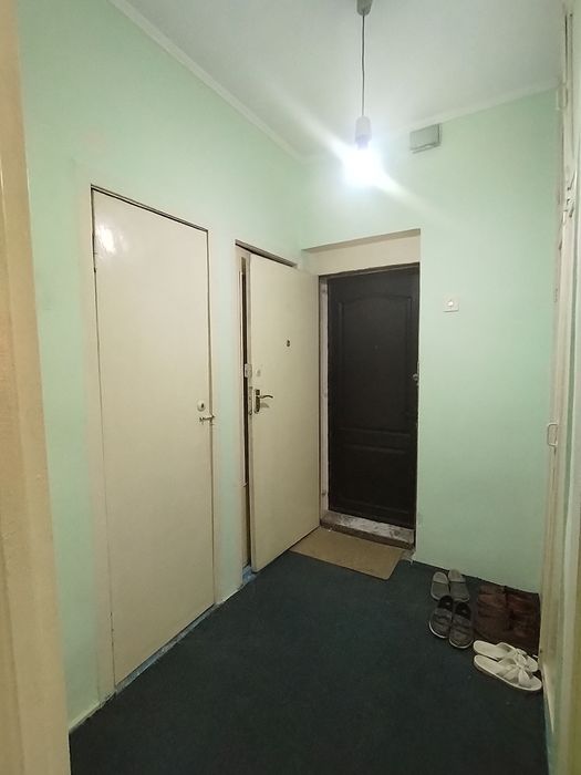 Чирчик ш. 9 м/н Кв Конструктаров кирпичный кубик дом 1х/4/4 46 м²