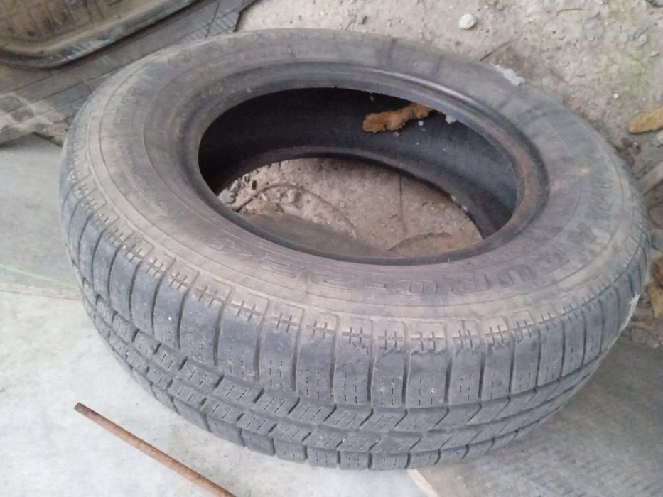 Продам одну шину R13