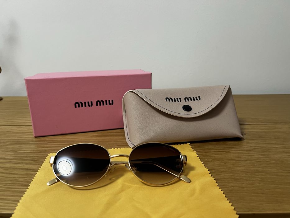Ochelari de soare Miu Miu