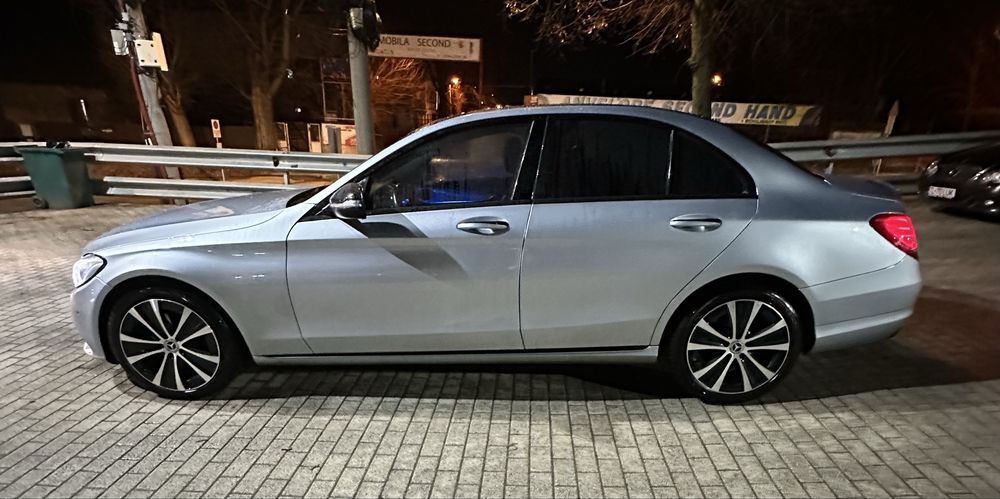 Vand schinb cu cv mai ieftin mercedes c220 4matic 9+1