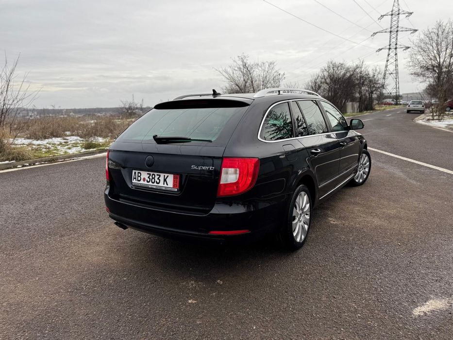 Vând Skoda Superb 2 / An:2011 / DSG 2 / Import recent pe roti